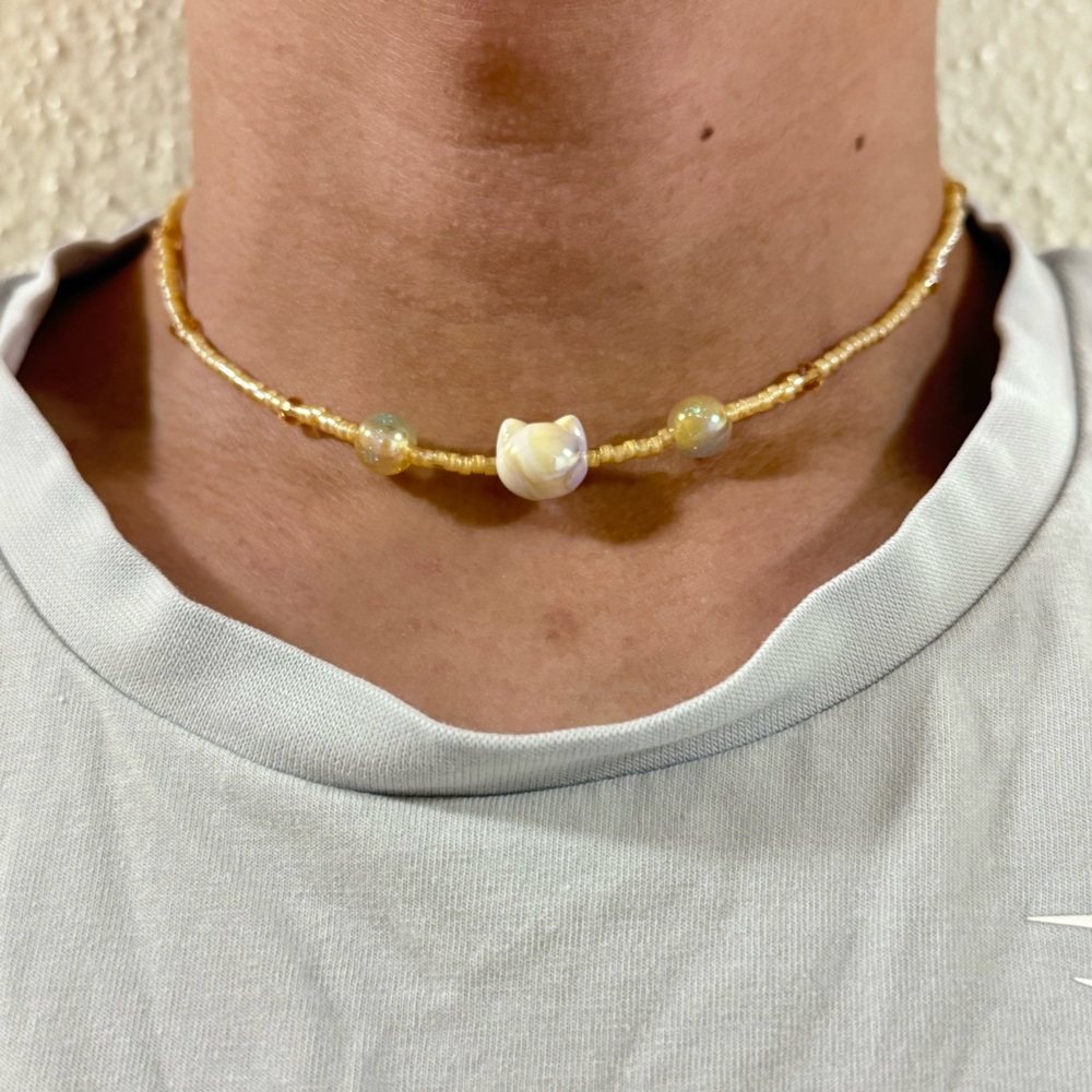 Elegant Gold Beaded Necklace